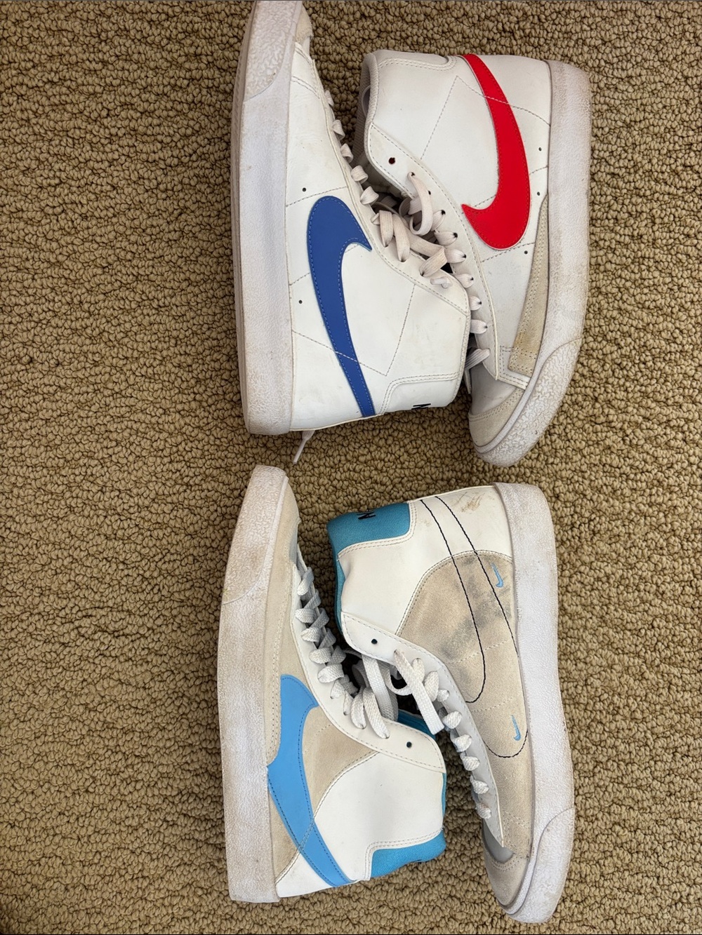 Nike Kids High-Top Sneakers in White with Red & Blue Swooshes